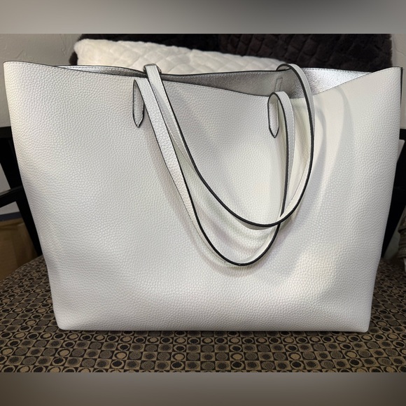 Victoria's Secret Perforated Branding White Tote with Silver Interior - Picture 2 of 9